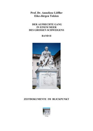 Zeitdokumente im Blickpunkt, so beginnt dieser Band II mit Gedichten. Dem folgt ein Beitrag zur Literaturkritik. Weiter geht es mit unserer Arbeit, die sich zusammensetzt aus Zeitdokumenten, die Begleitung des Bundespräsidenten Joachim Gauck über mehrere Jahre und mit der Übergabe unseres Buches an den Bundespräsidenten im Schloss Bellevue. Dazu kommen Bedenkzeiten und die Ansicht....... "Wir sind auch das Volk". Dies im Sinne von Mahnung-Gedenken-Würdigung Dazu haben wir Zeitdokumente an die Abgeordneten des Deutschen Bundestags hinzugefügt, die wir auch über mehrere Jahre mit Zeitdokumenten und Aufrufen begleitet haben. Ob es soziale Fragen sind oder um Gerechtigkeit geht, bis hin zum Verbot der NPD. Nichts haben wir dabei ausgelassen oder links liegen gelassen. Dazu zählen auch unsere Plakate, die öffentlich präsent waren, an denen sich mancher Bürger erfreut hat, aber auch oftmals Missmutigkeit dabei aufkam. So ist alles mit dabei, egal ob es sich dabei um Wahlnötigung, Förderung, Umwelt, Reisefreiheit, oder "Ein überwachter und ausgespähter Mensch ist niemals frei "handelt..... Anneliese Löffler und Eike Tolzien Berlin 2018 Das Buch befindet sich in der Nationalbibliothek in Frankfurt am Main und Leipzig. Der Eintrag-Ohne Bestand in der Nationalbibliothek ist unrichtig. Es wurden 2 Pflichtexemplare vom Verlag: Berliner Kreis an die Nationalbibliothek gesendet. Der Nationalbibliothek wird das Buch auch als Digitales Produkt im PDF-Format zugeschickt.