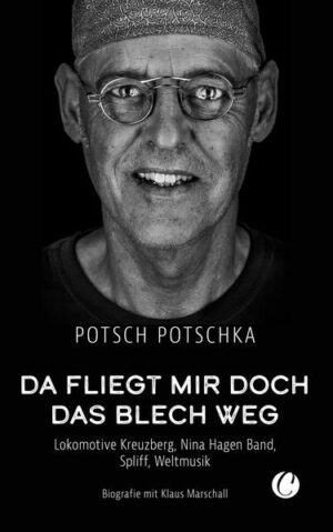 »Es war außergewöhnlich, mit Spliff und der Nina Hagen Band zu spielen. Mitglieder fortschrittlicher, international immens erfolgreicher Rockbands wie Foreigner, Police und Saga gehörten zu unseren Fans. Beim Rockpalast in den Dortmunder Westfalenhallen rutschte der Saga-Schlagzeuger Steve Negus auf Knien und betete uns in einem gemimten Akt der Ehrerbietung an.« Bernhard »Potsch« Potschka ist ein begnadeter Gitarrist und seit mehr als fünfzig Jahren in der Musikbranche tätig. Er wurde vor allem mit der »Nina Hagen Band« und »Spliff« Ende der 1970er- bis Mitte der 1980er-Jahre bekannt. Songs wie »TV-Glotzer«, »Unbeschreiblich Weiblich«, »Rangehn«, »Carbonara«, »Déjà-vu«, »Das Blech« oder »Herzlichen Glückwunsch« sind bis heute Ohrwürmer, die Generationen von Musikfans in den Bann zogen. In diesem Buch schildert »Potsch« Potschka seinen Werdegang vom nachkriegsgeprägten, streng konservativen Würzburg über das geteilte Berlin bis hin zu nationalen und internationalen Erfolgen, die selbst Frank Zappa aufhorchen ließen. »Potsch« Potschka erzählt von persönlichen Schicksalsschlägen, die auch seine musikalische Entwicklung bis hin zu Flamenco und Weltmusik beziehungsweise Fusion prägten, und gibt zahlreiche lustige und erstaunliche Anekdoten aus der Welt des Musikbusiness. Gleichzeitig betrachtet er gesellschaftliche, politische und soziale Entwicklungen, die ihn bei den Musikstationen »Pozzokko«, »Lokomotive Kreuzberg«, »Nina Hagen Band« und »Spliff« begleiteten.