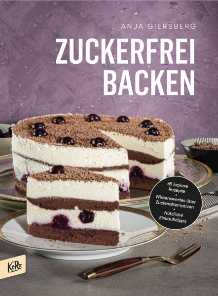 Süßigkeiten, Desserts, Torten und Kuchen - diese süßen Leckereien sind kaum aus unserem Leben wegzudenken. So ging es auch Konditormeisterin Anja Giersberg, bis gesundheitliche Probleme sie zu einem totalen Verzicht auf Zucker zwangen. Sowohl beruflich als auch privat waren Süßspeisen zu diesem Zeitpunkt ihre Passion - und nun sollte sie komplett darauf verzichten? Nicht bereit, sich vom süßen Genuss zu trennen, begann sie, sich mit zuckerfreier Ernährung auseinander zu setzen und ihre Expertise auf das Backen ohne Zucker auszuweiten. Was dich in diesem Buch erwartet: In diesem Backbuch teilt Anja ihr Wissen rund um das Thema “Zuckerfrei Backen”, mit Rezepten für süße Snacks, schnelle und einfache Kuchen, Torten für besondere Anlässe sowie Desserts, die gänzlich ohne raffinierten Zucker auskommen - ohne herkömmlichen Süßspeisen in Geschmack oder Genuss nachzustehen. Neben zahlreichen leckeren Rezepten klärt Anja in ihrem Buch umfassend auf: Was bedeutet überhaupt “zuckerfrei”? Welche Zuckeralternativen gibt es und worauf sollte beim Einkaufen geachtet werden? “Zuckerfrei Backen” dient als ideale Grundlage für einen zuckerfreien Lebensstil, mit simplen Rezepten und wertvollen Tipps, wie Backen ohne industriellen Zucker gelingt. Mehr von Anja Unter @zuckerfrei_naschen begeistert Anja ihre Community auf Instagram und zeigt, dass der Verzicht auf raffinierten Zucker nicht den Verzicht auf die liebsten Süßspeisen beinhalten muss. Vielmehr macht sie auf die gesundheitlichen Vorteile einer zuckerfreien Ernährung aufmerksam, welche das Wohlbefinden steigert, ohne dabei den Genuss zu minimieren.