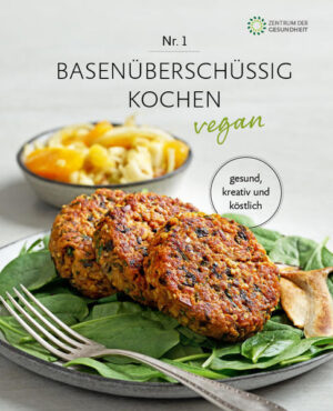 Herzlich willkommen in der Welt der basenüberschüssigen Genüsse. Mit unserem basenüberschüssigen Kochbuch präsentieren wir Ihnen die Premium-Rezepte aus unserem ZDG-Kochstudio. ZDG steht für Zentrum der Gesundheit, dem Internetportal für Ganzheitlichkeit, Naturheilkunde und gesunde Ernährung. Fast rund um die Uhr entwickeln unsere Köche die unterschiedlichsten Rezepturen aus gesunden und natürlichen Zutaten. So verschieden die Gerichte aber auch sein mögen, sie erfüllen alle die Kriterien der basenüberschüssigen Vollwertküche. Und nicht nur das. Unsere Rezepte sind überdies vegan, also rein pflanzlich und mit raffinierten Gewürzkombinationen so köstlich abgeschmeckt, dass nur wenig Salz erforderlich ist. Ganz gleich daher, ob Sie auf Ihr Herz, Ihren Blutdruck, Ihren Cholesterinspiegel oder was auch immer Rücksicht nehmen möchten, unsere Rezepte passen in fast jedem Fall zu Ihrem Speiseplan. Da wir der Meinung sind, Essen sollte mit viel Liebe und Sorgfalt zubereitet werden, um nicht nur den Körper, sondern auch Geist und Seele zu nähren, finden Sie bei uns keine Schnellgerichte. Planen Sie daher auch für die weniger aufwändigen Gerichte etwa 40 Minuten ein. Andere Rezepte benötigen mehr Zeit, versprechen dann aber auch Augen- und Gaumenfreuden der ganz besonderen Art. Fleisch, Fisch und Milchprodukte wird niemand Ihrer Gäste oder Ihrer Familie vermissen, denn es gibt Frikadellen, Schnitzel, Ragout und Geschnetzeltes, es gibt Parmesan, Ricotta und Sahnesauce - natürlich alles in einer rein pflanzlichen und daher sehr viel leichteren Variante, als es die Originale je sein könnten. Auch haben wir darauf geachtet, dass jede Vorliebe Beachtung findet. Ganz gleich also, ob Sie die gutbürgerliche, die asiatische, die italienische oder die orientalische Küche lieben, unsere basenüberschüssigen Rezepte entführen Sie in die Welt der internationalen Genüsse. Mit einem Unterschied: Das Ragout besteht aus der basischen Jackfrucht, die Spaghetti aus der basischen Zucchini und die Frikadellen aus der basischen Süsskartoffel. Kombiniert man eine solche basische Basiszutat mit einem gesunden Säurebildner, ergibt sich eine basenüberschüssige Mahlzeit, die nicht nur Ihre Genussfreude wecken wird, sondern auch rundum sättigt und Sie natürlich mit reichlich Nähr- und Vitalstoffen versorgt. Die basenüberschüssige Küche ist keine Diät, die man nur kurweise durchführen müsste. Sie eignet sich hingegen für die ganze Familie, für jeden Tag und ein Leben lang. Wir wünschen Ihnen nun sehr viel Freude beim basenüberschüssigen Kochen und einen gesunden Appetit! Ihr Team vom Zentrum der Gesundheit PS: Wenn Sie gerne noch weitere Rezepte aus unserem Kochstudio ausprobieren und geniessen möchten, dann laden wir Sie herzlich dazu ein, unseren Kochkanal auf Youtube zu besuchen, wo Sie Ben, einen unserer Köche, live erleben können: www.zdg.de/youtube