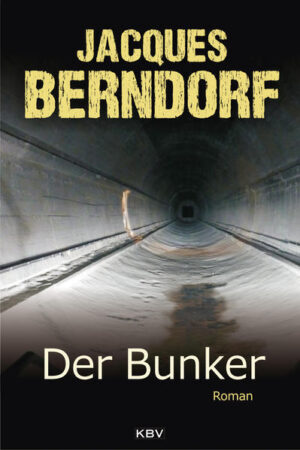 »Der Bunker ist mein Lebensscharnier. Ohne ihn wäre ich nicht in die Eifel gekommen.« Er galt als das bestgehütete Geheimnis der Bundesrepublik: der Bunker der Bundesregierung. Abgeschirmt von der Öffentlichkeit, tief in den Weinbergen an der Ahr, plante man den Fall »Rot«. Ein neunzehn Kilometer langes Tunnelsystem war bereit, im Ernstfall den führenden Politikern des Landes Zuflucht vor dem Atomkrieg zu bieten. Von hier aus sollten zehntausend Beamte Deutschland weiterregieren. Als Reporter hat sich Michael Preute im Jahr 1983 aufgemacht, um die Geheimnisse dieses Bauwerks zu lüften. Er kam in die Eifel und ging nicht mehr von hier fort. Er wurde zu Jacques Berndorf, dem meistgelesenen deutschen Kriminalschriftsteller. Dieses Buch erzählt die faszinierende Geschichte eines Mannes auf Spurensuche. Eine, die ihn tief in die Unterwelt führte und unvorstellbar absurde Details deutscher Geschichte zutage förderte. Das Buch war im Jahr 1984 buchstäblich der Geburtshelfer für die erfolgreichste Regionalkrimireihe aller Zeiten: der Eifel-Krimis von Jacques Berndorf.