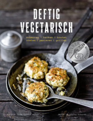 Sie lieben vollen Geschmack, Röstaromen und Würze satt, würden aber gern ab und zu oder ganz auf Fleisch verzichten? Über 70 einfach zuzubereitende, jedoch raffinierte Rezepte zeigen Ihnen, was vegetarische Küche leisten kann und wie man beim Braten, Schmoren, Gratinieren, Frittieren, Grillen, Rösten, Marinieren, Karamellisieren, Backen oder Panieren den vollen Geschmack auf den Teller bekommt. Ob Kaspressknödel oder Krautwickel, Caponata oder Ziegenkäsetarte, Quinoa-Bratlinge, Feta in Olivenkruste, Kichererbsenbällchen, Veggie-Burger vom Grill oder Grünkern-Wurzelgemüse-Salat, jedes Rezept vermeidet Fleisch und Fisch, minimiert konsequent tierische Fette und verwendet frisches, unbehandeltes Gemüse. Die Küche legt Wert auf frische Kräuter und hochwertige Öle. Traditionelle Rezepte erleben ungeahnte kulinarische Höhenflüge. Neue Rezepte für herzhaft-bodenständige Gerichte werden kreiert. Internationale Klassiker verwandeln sich zu vegetarischen Küchenhits. Und alle Rezepte wurden in der Versuchsküche erprobt. Deftig vegetarisch: Das ist gesunder Genuss, mehr Lebensfreude - mit Leidenschaft entwickelt von der renommierten Kochbuch-Autorin Anne-Katrin Weber und ins rechte Licht gerückt von dem Hamburger Food-Fotografen Wolfgang Schardt. Ein Buch, das Sie immer wieder verführen wird, wenn Sie mal wieder richtig Lust auf Deftiges haben.