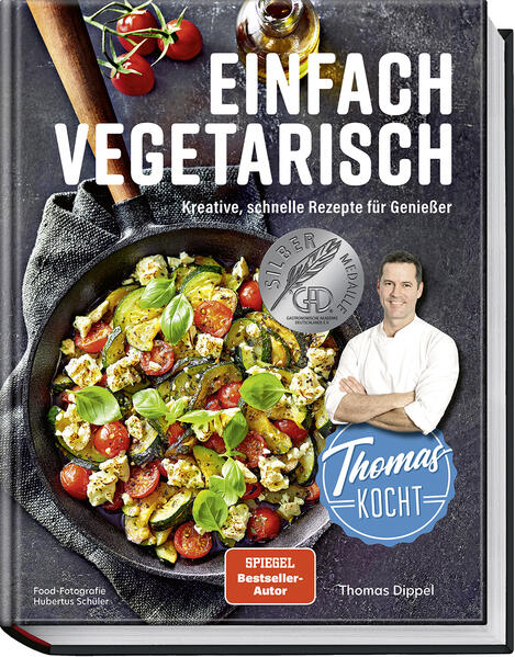 „Thomas kocht“ vegetarisch: Tipps und Tricks von Profikoch Thomas Dippel Seit vielen Jahren betreibt Profikoch Thomas Dippel, der seine Wurzeln in der Sternegastronomie hat, seinen überaus erfolgreichen Youtube-Kanal „Thomas kocht“, auf dem er gekonnt die Lust am Kochen vermittelt: Seine Rezepte sind erstaunlich einfach, aber voller überraschender Tipps, um auch aus einfachen Gerichten richtig viel herauszuholen. Wusstest du beispielsweise, dass Hummus unglaublich cremig wird, wenn man die Kichererbsen aus der Dose noch mal kocht, die Häutchen abfischt und die Hülsenfrüchte schließlich mit Eiswürfeln statt Wasser püriert? Oder wie herrlich mild man dieses Rezept und viele andere mit Knoblauch-Confit aromatisieren kann? Auch in diesem Kochbuch steht sein Motto im Vordergrund: „einfach zu Hause nachkochen - ohne vorherige lange Einkaufstouren durch Feinkostläden.“ Genau so macht Kochen Freude! Seine Rezeptauswahl ist vegetarisch, international und für jeden machbar. Unter anderem gibt es geschmorten Lauch mit weißem Bohnenpüree, Pulled Tofu-Pilz-Burger mit Coleslaw, Frikadellen aus roten Linsen (allein dafür lohnt sich das Buch!), ofengeröstete Zucchini mit Tomaten-Bohnen-Ragout, Cowboy-Bohnenpfanne und mediterranen Flammkuchen mit Oliven und Artischocken. Zusätzlich zum perfekten Geschmack hat Thomas Dippel darauf geachtet, dass die Gerichte bis auf wenige Ausnahmen immer eine sehr gute Proteinquelle wie Hülsenfrüchte oder Tofu enthalten. So kann man bei diesen vegetarischen Rezepten getrost auf künstliche Fleischersatzprodukte verzichten.