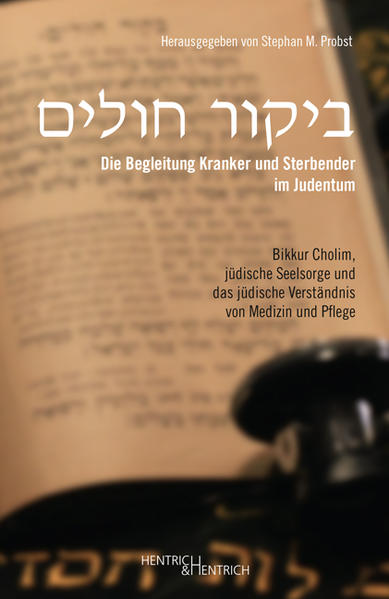 Schwer kranke und sterbende Menschen benötigen nicht nur eine gute medizinische Behandlung, sie brauchen auch eine multiprofessionelle psychosoziale, spirituelle und seelsorgerische Begleitung. Viel zu oft übersieht unsere hochtechnisierte und ökonomisierte Medizin den individuellen Menschen und reduziert das Kranksein auf das Nichtfunktionieren eines Organs oder Organsystems. Daneben erleben wir ein antisolidarisches Klima gesellschaftlicher Kälte, in dem alte, kranke und hinfällige Menschen zunehmend als Last empfunden und an den Rand gedrängt werden. Die jahrhundertealte Tradition des Bikkur Cholim als „nichtärztliche psychosoziale Begleitung“, aber auch das traditionelle jüdische Verständnis von Medizin und Pflege zeigen, wie den genannten Fehlentwicklungen begegnet werden kann. In diesem Band setzen sich Experten verschiedenster Fachdisziplinen vor dem Hintergrund unserer modernen Lebenswirklichkeit mit religiösen, psychologischen, sozialen, medizinischen, spirituellen, ethischen und palliativmedizinischen Aspekten der Begleitung kranker und sterbender Menschen aus jüdischer Sicht auseinander. Sie zeigen, warum Bikkur Cholim gerade in unserer Zeit so wichtig und wertvoll ist. Mit Beiträgen von Yizhak Ahren, Tovia Ben-Chorin, Uwe Flick, Eckhard Frick, Dina Herz, Walter Homolka, Jan Jungehülsing, Larissa Karwin, Admiel Kosman, Tom Kučera, Silke Migala, Gerhard Nerlich, Stephan M. Probst, Aviad E. Raz, Silke Schicktanz, Michael Schmiedel, Mark Schweda, Anita Silvers, Olga Sokolova, Schimon Staszewski, Shani Tzoref, Sarah Werren, Katja Wolgast