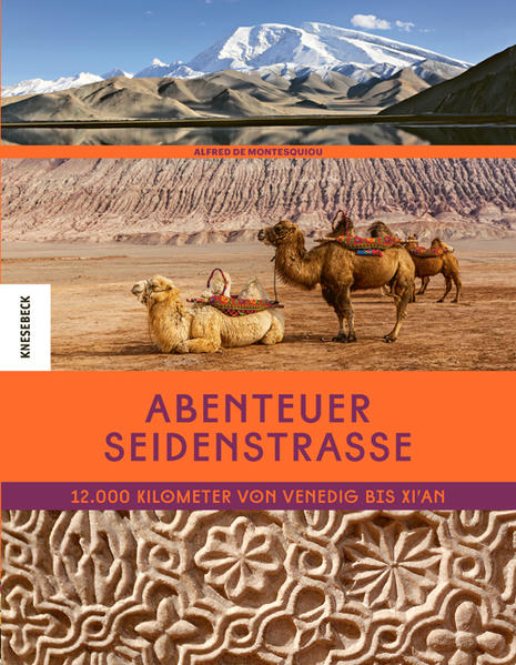 Die Seidenstraße heute Wer hat nicht schon davon geträumt, China und Zentralasien zu durchstreifen, so wie es Tausende Karawanen über fast 2000 Jahre hinweg taten? Tief einzutauchen in die reiche Vielfalt der Kulturen und den Glanz vergangener Königreiche? Dieser herausragend fotografierte Band entstand zur erfolgreichen arte-TV-Reihe und nimmt den Betrachter mit auf die Reise auf das 12.000 Kilometer lange Abenteuer Seidenstraße, um herauszufinden, wie die Orte aus Marco Polos Beschreibungen heute aussehen. Geschichtlicher Rückblick und Einblick in die Kulturen am Rande der Handelsroute Als Entdecker, Archäologe und Botschafter gleichermaßen folgt der Leser in 15 faszinierenden Etappen von Venedig über die Türkei, den Iran und Usbekistan bis nach China den Spuren, die Handel und kulturell-religiöser Austausch hier über Jahrtausende hinterlassen haben und erlebt, was die Regionen entlang der legendären Route heute ausmacht. Ergänzt durch Zitate Marco Polos aus der originalen Reisebeschreibung erzählt Alfred de Montesquiou in lebendigen Anekdoten und Geschichten von frühen Hochkulturen und dem Ursprung der Weltreligionen, dem Reichtum Asiens und des Orients sowie uralten Kulturtechniken. Ein Reisebildband mit aktuellen Fotos der Seidenstraße, der auch einen spannenden Blick in die Geschichte der legendären Handelsroute wirft und Einblicke in die Produktion von Seide gewährt.