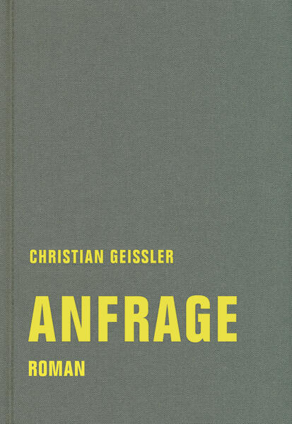 Christian Geissler untersucht in seinem Romandebüt »Anfrage« (1960) die Schuld der Väter am Holocaust und greift die »Wir haben von allem nichts gewusst«-Haltung der Adenauer-Ära an. Das war neu und stieß nicht gerade auf Gegenliebe in der Nachkriegsgesellschaft. Der Roman erzählt vom Physiker Klaus Köhler, der herausfinden will, was mit der jüdischen Familie Valentin geschehen ist. Ihr hatte das Haus gehört, in dem das Institut untergebracht ist, in dem er arbeitet. Seine »Anfragen« fördern das Bild einer Gesellschaft zu Tage, in der alte Nazis unbehelligt weiterleben und die Opfer sich weiterhin verstecken müssen. Zudem sucht der Protagonist den einzigen überlebenden Sohn des Eigentümers, der - noch immer in Angst und Schrecken - unter falschem Namen in der Stadt wohnen soll. Köhlers mit der DDR sympathisierender Kollege Steinhoff interessiert dies nicht. Für ihn, der ein Bein im Krieg verloren hat und der traumatisiert wie zynisch stets davon erzählt, wie Menschen als Soldaten von Hitler zum Kriegsende verheizt wurden, zählt ein Einzelschicksal nicht. Schließlich begegnet Köhler einem entfernten Verwandten der jüdischen Familie, der in den USA lebt und während einer Europareise das Haus der Familie aufsucht. »Anfrage« wurde 1960 zum Bestsellererfolg. Große und kleine Zeitungen druckten Besprechungen, sorgten so für eine enorme Verbreitung. Marcel Reich-Ranicki sah in dem Buch den lang ersehnten Schrei des Schmerzes und der Verzweiflung, der Schande und der Empörung: »Ein heiserer Schrei, gewiß, doch ein erschütternder Schrei, dessen Ehrlichkeit nicht bezweifelt werden kann.«