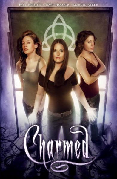 Im TV genoss die Serie um die magischen Halliwell- Schwestern, genannt "Die mächtigen Drei", Kultstatus. Acht Staffeln lang kämpften die guten Hexen Prue (später Paige), Piper und Phoebe gegen die Mächte der Finsternis und besiegten schließlich die Quelle alles Bösen. Doch der Sieg ist trügerisch, wie die Schwestern bald merken müssen. Die Comic- Reihe präsentiert exklusiv die offizielle 9. Staffel "Charmed", mit den bekannten Gesichtern in grandiosen Zeichnungen und einer fesselnden und ungewohnt dunklen Story! Comic- Adaption der erfolgreichen TV- Serie!