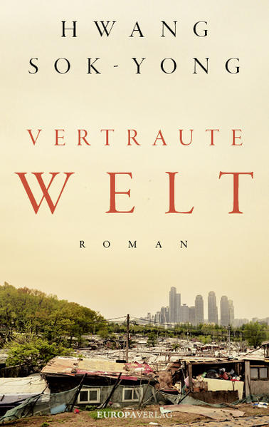 Am Rand der südkoreanischen Metropole Seoul liegt die „Blumeninsel“, eine gigantische Müllhalde, Lebensgrundlage und Wohnstätte einer Kolonie von Ausgestoßenen. Hier landet der Held des Romans, der 14-jährige „Glupschaug“, zusammen mit seiner Mutter, für die sich ein in der Hackordnung weit oben stehender Müllhaldenbewohner interessiert. Dieser „Baron“ ist für den Helden eine verhasste Stiefvaterfigur. Mit „Glatzfleck“, dem Sohn des Barons, freundet sich „Glupschaug“ jedoch an und lernt von ihm alles, was man zum Überleben wissen muss. "Vertraute Welt" ist eine Kritik an der modernen Wegwerfgesellschaft. Der Roman zeigt, was hinter dem raschen wirtschaftlichen Aufstieg eines Landes steckt, das Menschen ebenso aussondert wie Müll. Unverhofftes Opfer des zweifelhaften Fortschritts ist auch eine Bande altkoreanischer Kobolde, mit denen sich „Glupschaug“ und „Glatzfleck“ anfreunden. Für die beiden Jugendlichen wendet sich damit das Blatt, zumindest vorerst …