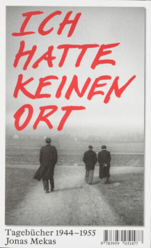 Jonas Mekas arbeitete mit Andy Warhol, George Maciunas, John Lennon und vielen anderen zusammen. In New York prägte er das New American Cinema, aber zum Filmemachen kam er relativ spät. 1944 mussten Mekas und sein jüngerer Bruder Adolfas vor den Nazis fliehen, weil sie Flugblätter vervielfältigt hatten. Sie wurden für acht Monate in ein Arbeitslager in Elmshorn gesperrt. Aufgrund der sowjetischen Besetzung konnte er nach dem Krieg nicht in seine Heimat nach Litauen zurückkehren und galt als „displaced person“, er lebte in DP-Lagern in Wiesbaden und Kassel. Ende 1949 emigrierte er mit seinem Bruder nach New York. In seiner Autobiografie I Had Nowhere to Go beschreibt er das Überleben in den Lagern und die Ankunft in New York. Mekas erzählt eine universelle Geschichte, die eines Geflüchteten, der niemals zurückkehren kann und dessen Einsamkeit in der neuen Welt emblematisch für das menschliche Dasein ist: eine Jahrhundertbiografie, die erstmals auf Deutsch erscheint.