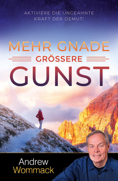 Gottes Weg zum Erfolg verläuft genau andersherum. Alle großen Helden der Bibel haben einen gemeinsamen Charakterzug: Demut. In Gottes Augen qualifiziert Demut eine Person für ein erhöhtes Maß an Gnade und Gunst. In „Mehr Gnade, größere Gunst“ vermittelt Bestsellerautor und Bibellehrer Andrew Wommack lebensverändernde Erkenntnisse über den biblischen Zusammenhang zwischen Demut und Segen. Er beleuchtet Gottes auf den Kopf gestellten Weg zum Erfolg und lehrt praxisnah, wie sich Demut im Alltag umsetzen lässt. In dieser wichtigen Botschaft erklärt Andrew, wie diese wenig beachtete Tugend • dich in die Lage versetzt, von Gott zu empfangen • Gnade, Güte und Salbung in deinem Leben zunehmen lässt • deine Beziehung zu Gott und zu anderen Menschen verbessert Erfahre die erstaunliche Verwandlung, die Demut in deinem Leben bewirken wird-und erlebe die Gunst des Herrn in unvorstellbaren Maßen!