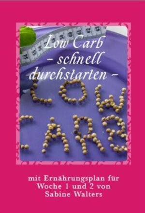 Sie möchten gesund und möglichst ohne JoJo-Effekt einige Kilos abnehmen? Dieses Buch dient Ihnen dabei zum Schnelleinstieg in eine nachhaltig angelegte, langfristige und gesunde Low Carb Ernährungsumstellung - für einen schnellen Anfangserfolg. Oft gibt es bei der Low Carb Ernährungsumstellung neben der Gewichtsreduzierung weitere positive "Nebeneffekte". Viele Menschen bezeichnen sich vitaler, fühlen sich verjüngt. Andere berichten, dass sich das Hauptbild verbessert hat ebenso wie der Säure-Basen-Haushalt. Auch hartnäckige Depotfette - besonders im Bauchbereich - werden teilweise stark reduziert. Der 14-tägige Ernährungsplan in diesem Ratgeber unterstützt sie dabei, Ihre Ernährung auf Low Carb umzustellen und dabei abzunehmen. Gerade in den ersten beiden Wochen ist es besonders wichtig, den Körper an die veränderte Nahrungsaufnahme richtig heranzuführen und typische Anfängerfehler zu vermeiden. Danach können Sie mit unserem Aufbau-Ratgeber für die Wochen 3 und 4 weitermachen und weitere leckere Rezepte entdecken, die Ihnen das Durchhalten Ihrer Ernährungsumstellung und damit weiteren Gewichtsverlust erleichtern können. Die Autorin empfiehlt vor Beginn einer Low Carb Ernährungsumstellung einen Arzt zu konsultieren, vor allem wenn Sie aufgrund Ihrer gesundheitlichen Situation unsicher oder z.B. Diabetiker, Bluthochdruckpatient sind, sprechen Sie bitte vor dem Start unbedingt mit Ihrem Arzt.