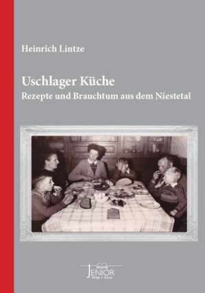 Wenn man heute auf die Speisekarten oder in die Kochtöpfe schaut, findet man kaum noch Spuren einer lokalen Kochkultur. Das gilt auch für die Heimat des Autors, Heinrich Lintze, der längst vergessene Rezepte aus Uschlag und aus dem Niestetal zusammengetragen hat. In diesem Zusammenhang geht er auch auf die Traditionen des Brauchtums hin, die mit der Herstellung des Essens verbunden waren. Fast 80 Rezepte und zahlreiche Bilder - vor allem aus den Alben der eigenen Familie - sowie etliche Geschichten rund ums Essen sollen eine Stimmung vermitteln, die einen ins vergangene Jahrhundert versetzt.