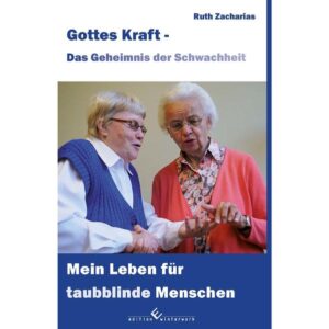 Zehn Jahre hat der Kampf gedauert, bis der Bundestag im Dezember 2016 Taubblindheit als eigene Behinderung gesetzlich anerkannt hat. Damit gibt es jetzt endlich in Deutschland taubblinde Bürger, rund 6000 sind bekannt. Ruth Zacharias gehört zu denen, die bei diesem Kampf mitgestritten haben. Ihr gesamtes Berufsleben als Pastorin hat sie den Anliegen taubblinder Menschen gewidmet. 1940 geboren, mit zehn Jahren erblindet, nach einer Ausbildung für kirchliche Gemeindearbeit zehn Jahre als Schriftsetzerin und Korrektorin für Punktschrift beim Christlichen Blindendienst in Wernigerode tätig. Danach Studium der Theologie in Berlin. Mit der Ordination beauftragt, DDR-weit evangelische Taubblindenarbeit aufzubauen. Entstanden ist ein Lebenswerk mit mehreren Arbeitsbereichen für taubblinde Menschen mit Sitz in Radeberg. Zahlreiche Ehrungen wurden Ruth Zacharias zuteil