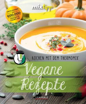 Ethisch, vielfältig und bunt - die vegane Küche ist so entdeckungslustig und international wie kaum eine andere! Ob du dich selbst vegan ernähren oder für vegane Freunde ein Essen zubereiten möchtest, hier findest du gesunde, abwechslungsreiche Rezepte von Couscous-Salat über Maronencremesuppe bis zum Marokkanischen Gemüsetopf - natürlich ganz ohne tierische Zutaten! Alle lassen sich ganz leicht mit dem TM 5 und TM 31 zubereiten - das Schneiden von Gemüse und Obst erledigt der Thermomix für dich. Laura Wieland hat in diesem Buch die leckersten und originellsten veganen Rezeptideen aus ihrer Sammlung zusammengestellt. Zusätzlich findest du viele Tipps zu veganen Zutaten und Zubereitungsarten, mit denen du selbst ganz nach deinem Geschmack traditionelle Gerichte neu entdecken und vegane Köstlichkeiten kreieren kannst.