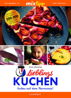 Betriebsfeier, Kindergeburtstag, Kaffeeklatsch mit Oma - und immer lockt das Kuchenbuffet! Was wäre ein Leben ohne Kuchen? Sinnlos - da ist sich das Team MIXtipp einig. In diesem Band haben wir die schönsten Rezepte unserer Backfee Anna Lehmacher zusammengestellt. Sie nahm uns an die Hand und entführte uns in die Welt ihrer Lieblingskuchen. Gemeinsam haben wir getestet und gekostet und waren von jedem Gebäck betört. Nun möchten wir Annas Backleidenschaft weitergeben! Daher findest du hier neben umwerfenden Rezepten viele wertvolle Informationen zu einzelnen Teigarten, vom Rührteig über Biskuit bis hin zum Hefeteig. Tipps und Tricks mit deren Umgang garantieren, dass beim nächsten Mal mit Sicherheit nichts anbrennt. Versüße den nächsten Kindergeburtstag mit der Schaumkusstorte - sie wird der Kracher! Probiere dich an nostalgischen Tortenträumen wie der Schwarzwälder Kirschtorte und bring deine Großmutter ins Schwelgen! Und deine neuen Kollegen werden dich bei deiner Einstandsfeier für den Rüeblikuchen lieben! Wie immer gilt: Alle Kuchen lassen sich mit dem TM 5 oder TM 31 zaubern. Jeder Teig gelingt spielend leicht, während du dich schon um die Füllung oder den Guss kümmern kannst. Viel Freude beim Backen und Genießen deiner Köstlichkeiten!