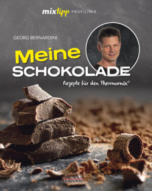 Schokoladentester, Pâtissier, Confiseur - Georg Bernadini ist ein Profi auf dem Gebiet der Schokolade. Er hat mit Georgia Ramon eine eigene Schokoladenmarke kreiert und ist einer der wenigen in Deutschland, der die Schokolade nach dem sogenannten "bean to bar"-Prinzip produziert. Von der Bohne bis zur fertigen Tafel wird die Schokolade selbst hergestellt. In diesem Buch hat Bernardini für das Team MIXtipp die köstlichsten Schokoladenrezepte zusammengestellt. Neben einem ausführlichen Einblick in die Geschichte der Schokolade und der Verarbeitung von Kakaobohnen enthält das Buch eine vielfältige Sammlung schokoladiger Rezepte: Von Basisrezepten für Tortenböden und selbst gemachten Schokoladentafeln bis hin zu üppigen Sahnetorten und herzerwärmenden Getränken. Auch hier wird die Schokolade von der Bohne an selbst hergestellt. Klassische Schokoladentorten, wie die Schwarzwälder Kirschtorte oder eine Sachertorte dürfen dabei nicht fehlen und auch die Welt der Pralinenherstellung wird einem nicht vorenthalten. Das Allerbeste daran ist, dass die Köstlichkeiten ganz leicht mit dem TM 31® und TM 5® zu Hause nachgemacht werden können und das Herz eines jeden Schokoladenliebhabers höher schlagen lassen werden! Warnhinweis für anonyme Schokoholiker: Achtung Suchtgefahr!