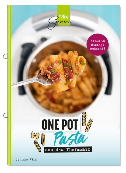 Es kann so einfach sein: Leckere Pasta ONEPOT gekocht! Hier ist der Name Programm, denn die Nudeln werden in der Soße komplett im Mixtopf gekocht und sind dadurch nicht nur schnell fertig, sondern auch besonders aromatisch. Egal ob Spaghetti alla Panna, Hähnchen-Fajita-Pasta oder Macceroni Milanese. Die Gerichte sind im Nu fertig und so cremig lecker, dass jeder ins Schwärmen kommt. Die Portionen reichen für 3-4 Personen, sind absolut alltagstauglich und durch die Angabe der Nudelsorte zudem gelingsicher.