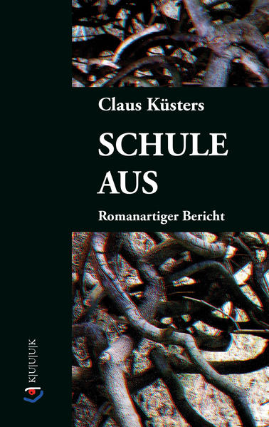 Ein Englisch- und Sportlehrer, der als J oder Johannes und in weiteren Variationen auftritt, wirft den Blick auf das Ganze. Sein Kopf ist voller Wissen, betankt mit der Vielfalt kluger Bücher. Zudem leitet er die Theatergruppe. Es tauchen Schüler auf, die verunsichern. Dazu blasse Lehrpersonen und saftlose Vorgesetzte. Das Bild von Schule wird hier vollkommen ungewohnt gezeichnet. Nach und nach wird klar, wie dieser Mann sich der Welt gegenübersieht, aber sein Ich auch mehr und mehr vom „normalen“ Alltag abtrennt. Das ist eine Art von Rebellion. Seine Zweifel an allem Geschehen, die genaue Beobachtung von Menschen, das stete Verarbeiten, dazu immer wieder sein scharfer Blick auf unterschiedlichste Themen, machen diesen modernen Roman, genauer: diesen roman­artigen Bericht, zu einer Form von Abrechnung, zugleich aber auch Weltdurchleuchtung. Johannes hadert mit dem Organismus Schule. Er gerät vielfach in Konflikte mit dem System ... und dem Ablauf des Lebens überhaupt. Es tauchen auch mehrere Frauen auf: Barbara, Maria, Carmen, der Mix von Anziehung, Liebe, Abstoßung, losen Gefühlen. Und Gestalten, die das Leben auf seltsamen Wegen bestreiten. Darunter: der Obdachlose, der Großkotz, die Angepassten. - „Schule aus“ schöpft aus langen Schul-, Lebens- und Lesejahren. Aufregend, wütend, zweifelnd, weitsichtig.