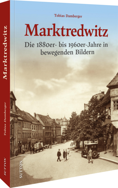 Die spannendsten Funde aus 9 Jahrzehnten Heimatgeschichte Entdecken Sie die faszinierende Geschichte von Marktredwitz durch bisher unveröffentlichte Fotografien und Dokumente! Autor Tobias Damberger hat für diesen Bildband seine spannendsten Funde zusammengetragen und präsentiert eine abwechslungsreiche Reise durch neun Jahrzehnte der Stadtgeschichte. Von historischen Aufnahmen bis hin zu seltenen Dokumenten wird die Entwicklung von Marktredwitz anschaulich und kenntnisreich erläutert. Tauchen Sie ein in vergangene Zeiten und erleben Sie die Geschichte Ihrer Stadt auf ganz neue Weise! Ein Muss für alle Geschichtsinteressierten und Liebhaber von Marktredwitz.