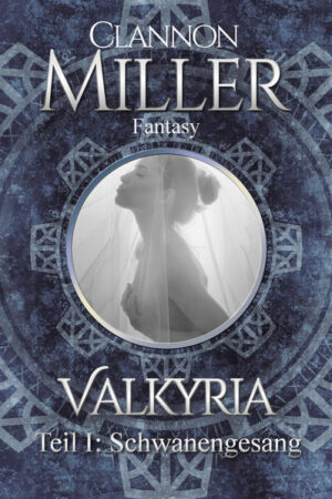 „Valkyria - Schwanengesang“ ist der Auftakt zu einer neuen Urban- Fantasy- Reihe der Bestsellerautorin Clannon Miller. Die Valkyre Lili und ihre Schwestern mussten aus ihrer Heimat fliehen und verstecken sich seither mitten unter uns. Als ihre uralten Feinde, die Thursen, sie aufspüren und eine von ihnen entführen, schmieden die Valkyria einen haarsträubenden Plan, um sie zurückzuholen. Aber damit setzen sie Ereignisse in Gang, die niemand vorhergesehen hat. Aus dem Inhalt von Band 1: Lili hat die Nase voll von ihren sieben Schwestern. Die haben einen hirnrissigen Plan geschmiedet und ihre jüngste Schwester, die unschuldige Kara, bei dem unheimlichen Waffenhändler Wolf Lohenstein eingeschleust. Sie soll ihn verführen, um den sagenumwobenen Brückenbauer zu stehlen. Natürlich geht der Plan total in die Hose und Lili muss mal wieder die Retterin spielen. Deshalb nimmt sie einen Job als Leibwächterin bei Lohenstein an. Noch ahnt sie nicht, wie tief sie wirklich im Schlamassel steckt. Valkyria ist eine frische und freche Saga, die in gewohnter Clannon- Miller- Manier und mit einem Augenzwinkern erzählt wird. Sie prickelt mit einer Prise Erotik und ist voller Spannung und Überraschungen. Also, gut festhalten, denn der Trip in die Spiegelwelt ist einfach nur abgefahren.