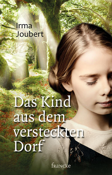 Niederlande, 1943: Mentje de Vries ist 9 Jahre alt, als ihr Vater verhaftet wird, weil er Juden versteckt hat. Erst harrt sie allein auf dem väterlichen Bauernhof aus, doch als die Soldaten wiederkommen, weiß sie: Sie braucht Hilfe. Aber wem kann sie trauen? Der Einzige, der ihr einfällt, ist der Anwalt, der die jüdische Familie bei ihnen versteckt hat. Er bringt Mentje im »Versteckten Dorf« unter, einer geheimen Ansammlung von Häusern im Wald, in der Juden unterstützt von Widerständlern den Krieg zu überleben hoffen. Mentje taucht ein in eine völlig fremde Welt, immer hoffend, dass ihr Vater wiederkommt. Als sie einem alliierten Soldaten das Leben rettet, ahnt sie nicht, dass dies für sie der Anfang eines wunderbaren Weges ist ...