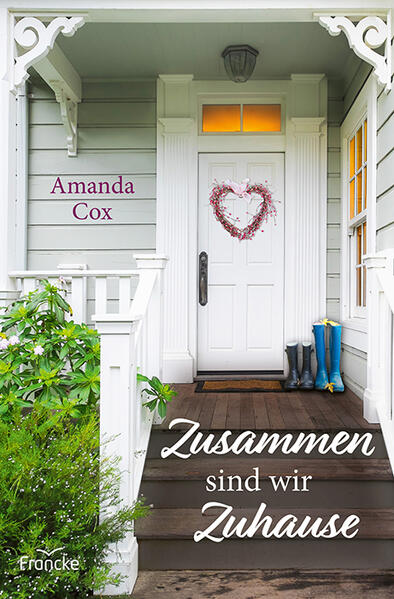 1990er-Jahre: Als der wohnungslose, menschenscheue Harvey ein ausgesetztes Neugeborenes findet, will er nur eins: dass dieses kleine Wesen eine glücklichere Kindheit erlebt als er. Zaghaft nimmt er Kontakt mit der Zivilisation auf, damit dieser Wunsch Wirklichkeit werden kann … Gegenwart: Ivy Rose liebt ihren Job als Sozialarbeiterin. Doch ihr Privatleben gestaltet sich weniger rosig. Als ihr Verlobter verhindert, dass sie rechtzeitig das Sterbebett ihrer über alles geliebten Großmutter erreicht, zieht Ivy die Reißleine und beendet die Beziehung. Mit ungeahnten Konsequenzen … Während sie im Haus ihrer Großmutter deren Nachlass ordnet und versucht, sich über ihre Zukunft klarzuwerden, springen Ivy immer mehr Puzzleteile ihrer Lebensgeschichte ins Auge, die nicht zueinanderpassen wollen. Zum Glück ist da noch Reese, ihr Freund aus Kindheitstagen, der von Grandma Pearl den Auftrag bekommen hat, ihr in alledem zur Seite zu stehen.