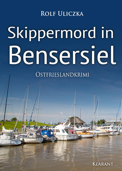 Mit einer Leiche an Bord kehren zwei Krabbenfischer zurück von ihrem Fang in der Nordsee. Der aus dem Meer gefischte tote Psychologe war Freizeitskipper und Mitglied im Seglerverein von Bensersiel. Dass ein Mord vorliegt, ist für die Kommissare Nina Jürgens und Bert Linnig von der Kripo Wittmund schnell klar. Die Zusammenhänge jedoch sind rätselhaft: Handelt es sich um den Racheakt eines Teilnehmers der großen Segelregatta, den das Opfer vor wenigen Tagen um den Sieg gebracht hat? Und wie gelangte die Motoryacht des Skippers wieder in den Hafen von Bensersiel, während er längst tot in der Nordsee trieb? Hat der Mörder des Psychologen die Yacht seelenruhig zurückgebracht? Antworten auf die vielen offenen Fragen erhoffen sich die Ermittler von der Ehefrau des Opfers. Doch die ist seit Tagen spurlos verschwunden …