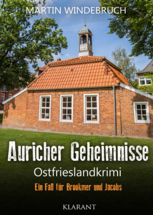 »Wir haben einen Toten am Ewigen Meer. Pack Gummistiefel ein.« Bei der Leiche im Moorgebiet handelt es sich ausgerechnet um den unbeliebten Auricher Beamten Christopher Cornelius. Den Bürgern war er zu streng, und auch seine Mitarbeiter waren nicht gut auf den Behördenleiter zu sprechen, der das längst überfällige Einstellen einer neuen Vollzeitkraft seit Monaten verzögerte. Aber wer hatte eine solche Wut auf den Mann, um ihm den Schädel einzuschlagen? Christopher Cornelius schien mit seiner Arbeit verheiratet gewesen zu sein, weshalb sich die Auricher Ermittler Wiebke Jacobs und Dr. Evert Brookmer auf das berufliche Umfeld des Opfers konzentrieren. Ist der Streit um den geplanten neuen Windpark eskaliert? Oder hat die Frau, die vor Kurzem bereits mit dem Entscheidungsträger aneinandergeraten war, die Kontrolle verloren? Besonders geheimnisvoll ist allerdings die Rolle von Ubbo Beninga. Denn nicht nur hatte das Mordopfer seinen letzten offiziellen Termin mit dem ostfriesischen Geschäftsmann, Ubbo Beninga ist seitdem auch spurlos verschwunden …