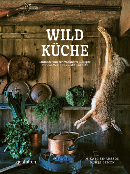 Von Wald und Wiese auf den Tisch. Mit diesem Buch gelingt die leckere und fachkundige Zubereitung von Wildgerichten. Dies ist ein Rezeptbuch für Hobbyköche, Gourmets und alle, die Wildgerichte neu entdecken wollen. Kaum ein Fleisch ist gesünder und biologischer als Wild. Wildküche zeigt, wie es vielseitig und vor allem schmackhaft zubereitet wird - in der Alltagsküche und zu besonderen Anlässen. Ergänzt werden die Rezepte durch stimmungsvolle Fotografien und Texte über die richtige Verarbeitung von Wildbret. Neben kulinarischer Anregung ist dieses Buch auch ein Beitrag zum Waldschutz. Wird Wildfleisch genutzt, können sich Wälder erholen, die durch die ungehinderte Ausbreitung von Rehen und Wildschweinen aus dem Gleichgewicht gekommen sind. Denn ohne natürliche Fressfeinde können nur Förster ihre Population kontrollieren. Wild auf den Tisch zu bringen, ist deshalb nicht nur die nachhaltigste Lösung, sondern auch die geschmackvollste.