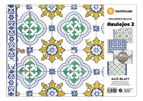 Tischdekoration und Azulejos-Tour in einem: Zaubern Sie den Charme Portugals an Ihren Tisch! Sie sind fester Bestandteil portugiesischer Kunst und Kultur - Azulejos, die gemusterten Fliesen, die zahlreiche Gebäudefassaden zieren und überall in den Gassen der historischen Altstädte zu finden sind. Die Tischfreude Reihe "AZULEJOS" nimmt Sie mit auf einen Streifzug kreuz und quer durch die Welt der Azulejos. Im Block AZULEJOS 2 liegt der Schwerpunkt auf Dekoren, wie Sie Ihnen heute im Straßenbild Lissabons und anderen portugiesischen Städten und Kleinstädten begegnen: 4 historische Azulejos-Motive à 12 Blatt im praktischen Abreißblock. Der kunsthistorische Abriss auf der Rückseite des Blocks sorgt für zusätzliche Unterhaltung: Wer hat die ersten Azulejos nach Portugal gebracht? Warum wurde Lissabon zur "Stadt aus Porzellan"? Da macht das Tisch eindecken doppelt Spaß und für ein angeregtes Tischgespräch ist gesorgt! Als Einstimmung auf Ihren Urlaub, allein, zu zweit, mit Familie oder Freunden oder einfach nur so: Dekore und Druckqualität werden Sie begeistern. Einfach abtrennen und als Papiertischset, Tabletteinlage oder nebeneinandergelegt als Mittelläufer verwenden. An Ihrem Esstisch, Ihrer Kaffeetafel oder Balkontisch. Zu einem Galão (Milchkaffee), einem Glas Vinho Verde oder Portwein oder zu einem der zahlreichen schmackhaften Gerichte der portugiesischen Küche. Passend erhältlich: Papier-Servietten mit Azulejos-Motiv "ÉVORA" und "LISBOA". Auch zusammen mit einem Portugal-Kochbuch oder Portugal-Reiseführer ein zauberhaftes Geschenk für alle Hobbyköche, Portugal-Fans und Azulejos-Liebhaber. Klimaneutral und vegan auf 100 % Recycling-Papier gedruckt und gelagert in Deutschland. Mit dem Umweltzeichen "Blauer Engel" ausgezeichnet.