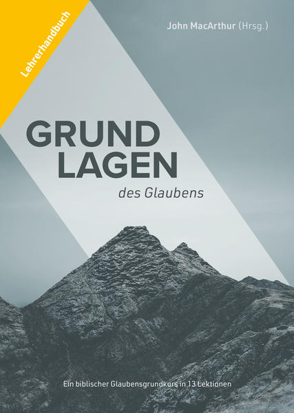 »Grundlagen des Glaubens basiert auf der Überzeugung, dass es beim Christentum um Wahrheit geht-die Wahrheit über Gott, die Wahrheit über den Menschen und die Wahrheit über Christus.« (John MacArthur) Möchtest du deine Gemeinde auf einem felsenfesten theologischen Fundament gegründet sehen? Freut es dich, wenn Jungbekehrte durchstarten und geistlich wachsen? Ist es dein Wunsch, dass reifere Christen zugerüstet werden zur Evangelisation und Jüngerschaft und dass deine Gemeinde zu größerer Einheit gelangt? Wenn ja, dann bringst du die nötige Leidenschaft mit, um den Glaubenskurs Grundlagen des Glaubens zu lehren. Dieses Lehrerhandbuch wird dir dabei helfen! Mit einleitenden Erklärungen zur Nutzung dieser Unterrichtshilfen, einigen hilfreichen, didaktischen Tipps für den Unterricht, einem Lösungsschlüssel und ausführlichen Erläuterungen zu jeder Lektion bist du mit diesem Buch gut gerüstet, die Teilnehmer durch die folgenden 13 Lektionen zu führen:-Einführung in die Bibel-Wie man sich die Bibel erschließt-Gott: Sein Wesen und seine Eigenschaften-Die Person Jesu Christi-Das Werk Christi-Die Errettung-Die Person und der Dienst des Heiligen Geistes-Das Gebet und der Gläubige-Die Gemeinde: Gemeinschaft und Anbetung-Die Geistesgaben-Evangelisation und der Gläubige-Gehorsam-Gottes Wille und Führung Jeder Lehrer kennt die Sorge, nicht gut genug vorbereitet zu sein. Mit diesem Lehrerhandbuch gibt es keinen Grund mehr zur Sorge. Die die ausgiebigen Unterrichtshilfen für jede Lektion liefern dir die nötige Hilfestellung und die Informationen, die du brauchst, um deinen Teilnehmern zu helfen, sich auf sinnvolle Weise mit jeder Lektion auseinanderzusetzen. Grundlagen des Glaubens ist die Frucht jahrelanger Vorbereitung, Unterweisung und Anwendung. Die Kraft, die sich hinter diesem spannenden Material verbirgt, liegt nicht in seinem Format oder seiner Aufmachung, sondern in seiner Grundlage: dem Wort Gottes. Und was für eine großartige Chance, von Gott gebraucht zu werden, um sein Volk zuzurüsten! Möge Gott dich beim Lehren dieses Kurses stärken. »Grundlagen des Glaubens hat abertausende Menschen in der Gemeinde und der Familie Gottes willkommen geheißen. Dieser Glaubenskurs hat Gläubigen geholfen, eine felsenfeste geistliche Grundlage zu legen.« (John MacArthur)