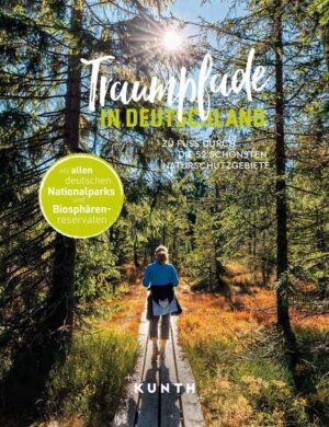 Traumhafte Wanderungen durch die ursprüngliche Natur Deutschlands sind Balsam für die Seele. Mit herrlichen Fotografien, spannenden Informationen und vielen Geschichten lassen sich alle deutschen Nationalparks und Biosphärenreservate sowie einige Naturparks bereits vom Sofa aus entdecken. Unkomplizierte Wegbeschreibungen, Karten und nützliche Infokästen mit Tipps zu Aktivitäten in der Nähe helfen bei der Planung oder direkt vor Ort. Und dann heißt es: Rein in die Wanderschuhe und los geht’s! Ganz nach dem Motto: „Bei jedem Schritt mit der Natur bekommt jemand weit mehr als er sucht.“ (John Muir). + Wanderungen durch alle deutschen Nationalparks und Biosphärenreservate + Praktisch: Karten helfen bei der Orientierung + Spezialseiten zu spannenden Themen und Geschichten rund um Deutschlands Natur