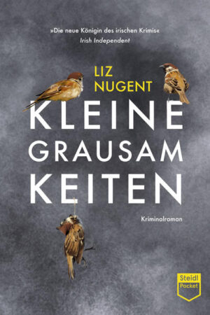 Drei Brüder bei einer Beerdigung, einer von ihnen liegt im Sarg, betrauert von seinen Geschwistern. Aber welcher? Und warum? Nur jeweils ein Jahr sind die Drumm-Brüder William, Brian und Luke auseinander und doch könnten sie unterschiedlicher nicht sein. William hat als Filmproduzent Karriere gemacht und glaubt, ihm stehe einfach alles zu, Brian, der mittlere Bruder, Lehrer und Künstleragent betätigt sich als wenig selbstloser Friedensstifter, Luke, psychisch instabiles Nesthäkchen, ist ein international gefeierter, sehr einsamer Popstar. Aber keiner von ihnen ist der, der er zu sein scheint. Vom Tag ihrer Geburt an hat ihre narzisstische, ziemlich abgefeimte Mutter die Brüder darauf abgerichtet, um ihre Aufmerksamkeit zu buhlen. Sie spielen Spielchen, doch im Laufe der Jahre werden diese Spiele - die kleinen Grausamkeiten - immer unheimlicher, gnadenloser und gefährlicher. Toxisch geradezu, denn nur zwei der Brüder werden überleben.