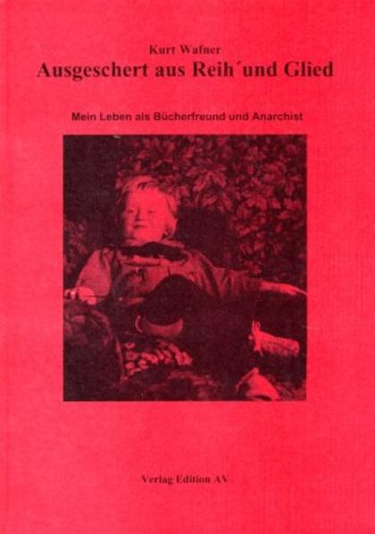 Bücher waren seine ersten Freunde. Als er dreizehn war, kamen andere dazu: die Gefährten der anarchistischen Jugen. Bücher wurden Bausteine für seine Weltanschauung, anarchistische Theoretiker seine Wegweiser. Mit Ersnt Friedrich traf er in dessen Anti-Kriegsmuseum zusammen: mit Erich Mühsam saß er am Tisch und lauschte seinen ergreifenden Worten. Kurt Wafner (25.11.1918-10.03.2007) hat vier Staatsformen erlebt-die "Golden Zwanziger", den brauen Terror, die rote Diktatur und ide heute etwas windschiefe Demokratie-aber keine konnte ihn dazu bringen, ihr zuzujubeln. Geriet er unter Zwang, drängte es ihn auszuscheren aus reih und Glied. In diesem Buch breitet Wafner schonungslos sein Leben vor uns aus, das so gar nicht glattgebügeltes Leben eines Querdenkers. Nach einer ziemlich sorgenfreien Kindheit in seinem "Schlaraffenland" Weißensee geriet er ins Fadenkreuz der Nazis. Man schmiss ihn aus der Schule, die vorher den Namen Karl Marx trug