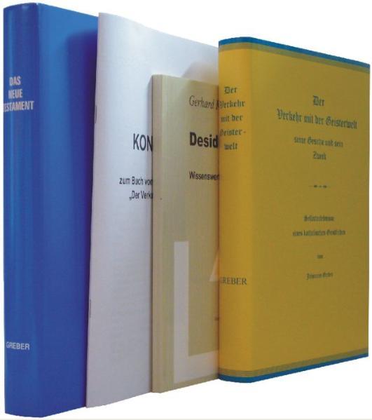 DIE TRILOGIE DER WAHRHEIT ● "DER VERKEHR MIT DER GEISTERWELT" Belehrungen von Gottes Boten, welche Pfarrer Johannes Greber (1874-1944) in seinem außergewöhnlichen Buch-das größte Aufklärungswerk aller Zeiten-wortgetreu schildert. In originalbelassener Version der richtigen (2.) Auflage von und Wahrung der Authentizität. ● DAS NEUE TESTAMENT Die geistunterstützte Übersetzung aus dem Griechischen, nach ältesten Manuskripten, in der heutigen, modernen Sprache geschrieben. Von Pfarrer Johannes Greber. Unverändert nach der Originalfassung. Gehört zum "Greberbuch" wie die Flamme zur Kerze! ● DESIDERATA-die unverzichtbare Broschur Gerhard Krause, Psychologe und Geistlicher in 'Ältesten'-Funktion (analog "Greberbuch"!), spricht hocherfahren über den wunderbaren, spirituellen Glaubensweg, und én detail über die Umsetzung der Greber'schen Lehraufzeigungen in gesegneter Gemeinschaft. Plus Geschenkbeilage: Konkordanz zum "Greberbuch"