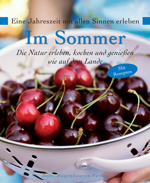 Der Sommer ist ein Reigen an Festlichkeiten und Gelegenheiten zum Genießen im Freien und Unternehmungen in der Natur. Wir können den Sommer in Rezepten „speichern“ und ihn in Form von Eingemachten und Gelagertem aufbewahren. Die Hauptartikel Schlemmen im Sommer, Geselligkeit draußen, Zusammen die Natur erobern und Urlaub daheim werden unterstützt durch viele Sommerrezepte, Hinweise und Ideen für ein herrliches Sommer-(er)leben. Ein ideales Geschenkbuch zum Mitbringen auf die Sommerparty.