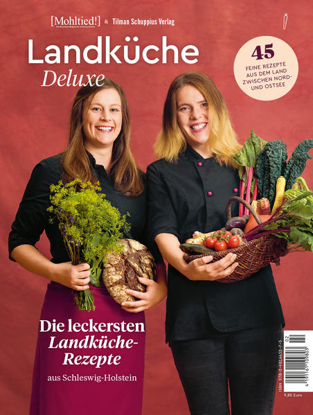 "Lanküche Deluxe" serviert auf 134 Seiten 45 praxiserprobte und gut nachkochbare Landküche-Rezepte – Vorspeisen, Hauptgerichte, Desserts – von 23 Top-Köchen aus Schleswig-Holstein. Die kulinarischen Kompositionen sind dabei ebenso köstlich wie die großformatigen Food-Fotos. Dazu gibt´s einfühlsam geschriebene Porträts der traditionsreichen Landgasthöfe und ihrer Küchenchefs. Außerdem liegt dem Bookazine eine kleine Broschüre mit ausgewählten Freizettipps aus Schleswig-Holstein und ein Bahnlinieplan des Bundeslandes bei.