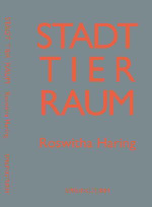 Roswitha Haring erzählt in Stadt Tier Raum Geschichten über Fliegen, Hunde, Pferde - über Kreaturen der Städte, die geduldet, verfolgt oder geliebt ihr Terrain zu behaupten versuchen. Ein Text über eine Beziehung, über Liebe, Tod, Fantasie, Sehnsucht.