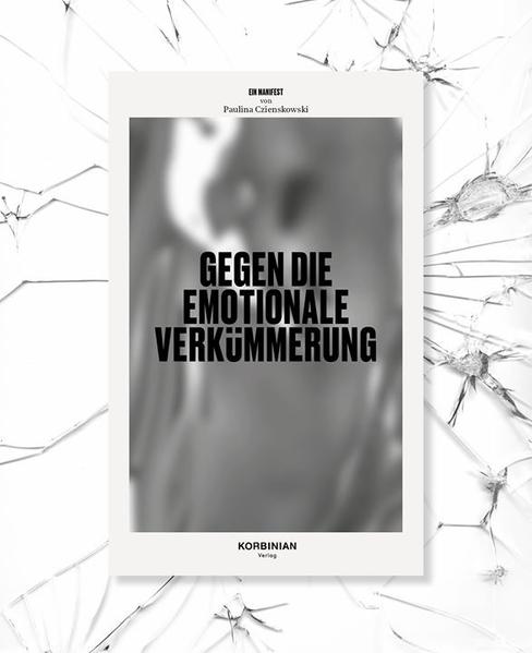 Ein mutiges Buch! Mutig deshalb, weil die Berliner Autorin und Journalistin Paulina Czienskowski mit ihrem Erzählband »Ein Manifest gegen die emotionale Verkümmerung« der Gegenwartstendenz die (andauernde) Liebe zwischen zwei Menschen als schiere Unmöglichkeit abzutun einen aufrichtigen Glauben daran entgegensetzt, dass ES möglich ist, ohne dabei in weltfremde Fantastereien abzudriften. Im Gegenteil: Der Ausgangspunkt von Paulina’s manifesthaftem Erzählreigen ist stets: das Ende, die Momente nach einer Trennung. »So wie die Liebe vereint uns alle auch der Schmerz nach ihr, den wir bei jeder neuen Liebe längst wieder vergessen haben.« Jeder kennt den Rahmen einer Liebesverbindung - was man in ihn hineinschreibt, ist jedem selbst überlassen«, sagt die Autorin selbst. Und so erzählt sie in unserer neuesten Veröffentlichung von brachialen Grenzerfahrungen, die letztlich zu einer Erkenntnis führen. Letztlich ist es der Wahnsinn, den wir brauchen, immer und immer wieder. Oder?