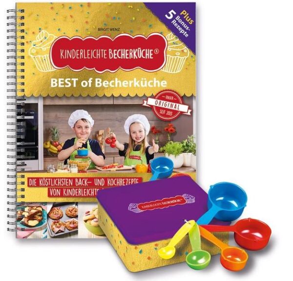 Kinderleichte Becherküche - BEST of Becherküche (Band 9) Back- und Kochbuch inkl. 5-teiliges Messbecher-Set & dekorativer Kekdsdose Das wird lecker! Die besten Rezepte der „Kinderleichten Becherküche“ endlich in einem Set. Da ist der Jubel in der Kinderküche groß! Die „Kinderleichte Becherküche“ wurde bekannt durch die „Die Höhle der Löwen“ auf VOX. Nicht nur Löwe Ralf Dümmel war begeistert davon, wie einfach Kinder mit den 5 farbigen Bechern und den klar struktu¬rierten Bild-für-Bild-Anleitungen selbstständig kochen und backen können - inzwischen ist die „Kinderleichte Becherküche“ in zahllosen Familien in ganz Deutschland zuhause. Aus den über 100 einfach erklärten Becher-Rezepten von süß bis salzig und vegetarisch bis herzhaft haben wir für dieses Set die 15 besten ausgewählt - und 5 ganz neue Rezepte gibt es als Bonus. Natürlich alle mit Gelinggarantie! • Tolles Set für alle großen und kleinen Köche - mit den 15 +5 beliebtesten Back- und Kochrezepten von KINDERLEICHTE BECHERKÜCHE, zzgl. 5 bisher unveröffentlichten Bonus-Rezepten in einem Buch • Inklusive einer dekorativen Keksdose zum Aufbewahren von Selbstgebackenem • Mit extra Fotoseiten um die eigenen Backwerke und Speisen zu dokumentieren • 5 farbige Messbecher zum einfachen Abmessen der Zutaten • Idealer Einstieg in die Becherküche - für Kinder ab 4 Jahren geeignet Inhalt: 20 leckere & abwechslungsreiche Rezepte Kuchen & Muffins: Apfelkuchen • Marmorkuchen • Strandkuchen • Schmetterlingskuchen • Kuhfleckenkuchen (neu)• Nussmuffins • Plätzchen & Co.: Weihnachtsplätzchen • Schokolinsenplätzchen • Waffeln • Hauptgerichte: Kartoffelsuppe • Lasagne (neu) • Nudelauflauf mit Schinken • Frikadellen/ Burger Patties • Pizza Smilies • Kartoffelpuffer (neu) • Potatoes • Chicken Nuggets • Würstchen im Schlafrock • Desserts: Arme-Ritter-Auflauf (neu) • Apfelmus-Dessert (neu) •