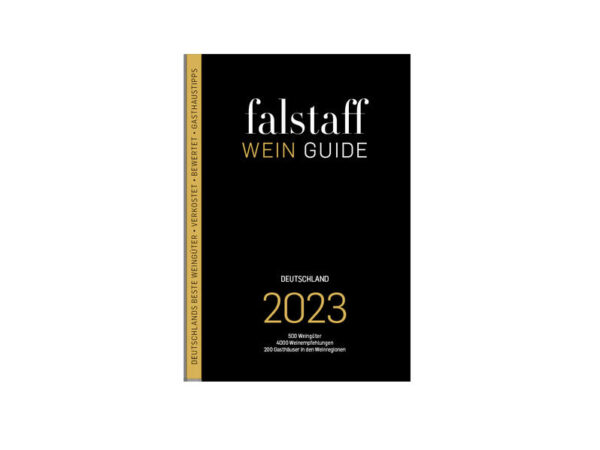 Der Falstaff Weinguide Deutschland 2023 enthält rund 4.000 Weinempfehlungen von mehr als 500 Produzenten, bewertet nach dem 100-Punkte-System. Dazu kommen die 200 Gasthaus-Tipps, die bei der Planung des nächsten Aufenthalts in einer Weinbauregion helfen und die Rubrik »Talentschuppen«, die sich dem Winzernachwuchs widmet - alles in allem ein starkes Nachschlagewerk am Puls der Zeit.