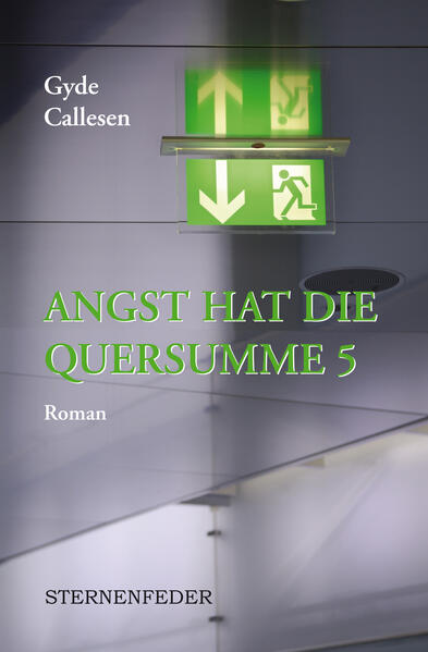 Gyde Callesen legt mit 'Angst hat die Quersumme 5' einen Roman vor, der sich in einer magisch-dichten Erzählweise einem brandaktuellen Thema widmet. Jenseits von psychologischer Fachliteratur und von Selbsterfahrungsbericht gelingt es der Schriftstellerin, das Thema Angsterkrankung literarisch mit- und zerreißend umzusetzen. Ein vielschichtig gebauter Roman, der auf mehreren Realitätsebenen das Leben der Reisefotografin Anna Svendheim beschreibt, in dem die Angst zu groß geworden ist. Dies ist eine Neuauflage des 2013 erstmals erschienenen Romans. Die Schriftstellerin Gyde Callesen begeisterte bereits mit ihrem letzten Roman 'Maya mein Mädchen' ihre Leser und Leserinnen und KritikerInnen. Diejenigen die auf den nächsten Roman gewartet haben, dürften mit diesem Buch nicht enttäuscht werden. Es ist ein sprachlich reifes und raffiniert gebautes Werk, das sich mit den Tiefen und Untiefen menschlichen Seins auseinandersetzt. - Neuauflage des 2013 erstmals erschienen Romans -