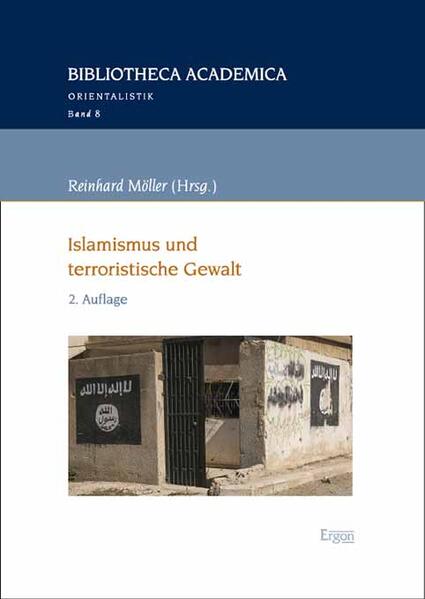 Seit dem Jahre 1993 wurden von Osama bin Laden und der al-Qáida eine Reihe schrecklicher islamistischer Terroranschläge verübt-auf das World Trade Center 1, das US-Kriegsschiff Cole, das World Trade Center 2 (11. September), Hotels in Bali, Synagogen in Istanbul, Eisenbahnen in Madrid, jüdische Einrichtungen in Casablanca, um nur einige Beispiele zu nennen. Der Überfall der Hamas auf Israel am 7. Oktober 2023 mit der Ermordung von fast 1400 Einwohnern zeigt die Aktualität der Problematik auf. Im vorliegenden Band befassen sich namhafte Autoren mit den religiösen, politischen und gesellschaftlichen Hintergründen dieser Ereignisse und zeigen Möglichkeiten für eine künftige konstruktive Konfliktarbeit innerhalb der Weltgemeinschaft auf. Mit Beiträgen von Rainer Hermann | Albrecht Metzger | Reinhard Möller | Martin Riexinger | Arne C. Seifert | Elmar Theveßen | Heinz-Dieter Winter