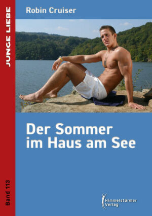 Der 80. Geburtstag seiner Tante Lotte führt Daniel nach 28 Jahren zurück an den Ort, wo er mit 18 Jahren einen ereignisreichen Sommer verbracht hat: ihr kleines Hotel „Haus am See“ am wunderschönen Edersee, das mittlerweile von ihrem Sohn Sascha und dessen Frau Julia geführt wird. Unweigerlich versetzt ihn die vertraute Umgebung in die Vergangenheit, beschwört erste Schwärmereien, sexuelle Experimente und echte Leidenschaft herauf, die Daniel im Jahr 1993 mit und ohne seinen Cousin erlebt hat. Doch auch die Gegenwart hält so manche Überraschung parat. Ein Outing in der Familie, ein ruheloser Teenager mit großen Wünschen für die Zukunft und eine Wiedervereinigung der besonderen Art lassen die Zeit für alle Beteiligten wie im Flug vergehen. Als dann noch überraschend ein Kerl aus der Vergangenheit auftaucht, ist das Chaos um Daniel perfekt und die Geburtstagsparty gerät beinahe ins Abseits. Doch Tante Lotte behält den Überblick über all den Trubel, der sich abspielt. Während des Sommers in ihrem Haus am See.