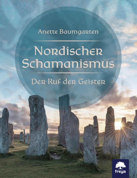 Zeitgemäßer nordeuropäischer Schamanismus ein Weg zu Kraft, Selbstermächtigung und Heilung. Dieses Buch regt zu einem modernen und dabei kraftvollen, einheimischen Schamanismus an, der für die heutige Zeit nützlich, heilsam und vor allem wirksam ist. Zahlreiche Übungen und Erläuterungen führen Schritt für Schritt auf den persönlichen schamanischen Pfad. Spirituelle Meister von allen Enden der Welt haben viel Mühe und Aufwand darauf verwandt, eine erlebbare und ursprünglichere Spiritualität zurück nach Europa und in die sog. westlichen Industrienationen zu bringen. Diese Spiritualität vom anderen Ende der Welt zu kopieren erscheint auf Dauer nicht hilfreich. Die Denkanstöße von den großen Schamanen aus allen Himmelsrichtungen sollen nun endlich transformiert, und der europäische und zeitgemäße Schamanismus entwickelt und vor allem auch gelebt werden. Inspiriert von den Überlieferungen, Märchen und Mythen Mittelund Nordeuropas.