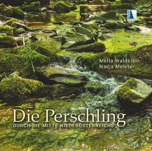 > Eine Liebeserklärung an einen unbekannten Landstrich in der Mitte Niederösterreichs > Mella Waldstein und Nadja Meister auf Entdeckungsreise entlang der wildromantischen Perschling > Einladende Schilderungen begleitet von bezaubernden Fotos, die neugierig auf mehr machen > Von Urgeschichte, Römern, versteckten Schlössern, Wehr- und Wallfahrtskirchen > Museen, Kultur, Handwerk & traditionelles Gewerbe und Gutes aus der Speisekammer Zwischen Alpenvorland und Zwentendorf an der Donau findet sich eine Region Niederösterreichs, die es zu entdecken gilt. Verbunden ist diese Landschaft durch den kleinen Fluss Perschling. Er entspringt dem Wiesenwienerwald, wo sich weite Wiesen mit Buchwäldern abwechseln und auf den Höhen Bauernhöfe stehen. Die letzten Ausläufer werden zu Hügeln auf denen Wein gedeiht, und in den Kellergassen ist immer irgendwo „ausg`steckt“, Geselligkeit inklusive. In der Tullnerfelder Ebene wird die Perschling zu einem mäandrierenden Tieflandfluss. Unterwegs ist man auf Wanderwegen im westlichen Wienerwald, am Jakobsweg und auf dem beliebten Perschling-Radweg und erreicht bei Kappeln die Mitte Niederösterreichs. Reiche Urgeschichte und römische Spuren, versteckte Schlösser, Wehrkirchen und barocke Wallfahrtskirchen sind Zeugnisse vergangener Epochen und dem alten Besiedlungsraum des Tullnerfelds. Die Themen des Buches sind vielfältig und eindrucksvoll illustriert. Sie reichen von der Industriegeschichte, zu spannenden Museen und Kultur, interessantem Handwerk und traditionellem Mühlengewerbe bis zu Gutem aus der Speisekammer der Region. Ein Geheimtipp vor unserer Haustüre und eine Einladung zum Kennenlernen!