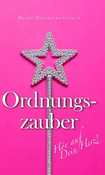 LASS LOS, WAS WAR, GEH VORAN ... ... KOMM IM ORDNUNGSZAUBER AN! Ordnung in deinen Räumen, Ordnung mit deinen Dingen, aber vor allem Ordnung in deinen Gedanken - du kannst sie dir zaubern! Warte nicht, dass das Chaos in deinem Leben noch mehr wird und mach auch nicht andere dafür verantwortlich. Fang sofort an, dieses Buch zu lesen und beginne noch heute, Ordnung in dein Leben zu bringen. Die Autorin Heike Dwornikowitsch ist diplomierte Intuitions- und Bewusstseinstrainerin, Heart Healing Coach sowie Community Managerin und beschäftigt sich seit Jahren mit dem Thema Ordnung in allen Lebensbereichen. Sie ist Gründerin der Facebookgruppe „Ordnungszauber“, die mittlerweile mehr als 24.000 Mitglieder umfasst.