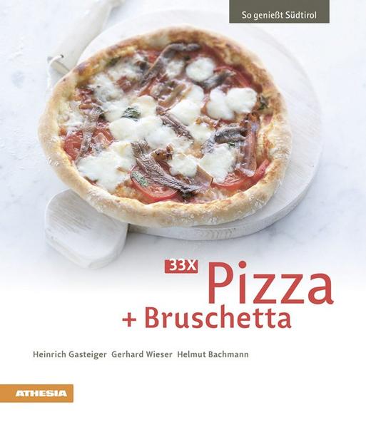 Pizza ist ein Klassiker der italienischen Küche. Sie hat die Welt erobert und steht auf der Beliebtheitsskalaganz oben. Dieses Buch enthält sowohl klassische Pizzarezepte als auch neue Ideen. Zusätzlich werden Rezepte für Bruschette, Piadine, Focaccia und Crostini beschrieben - alles sehr gute Alternativen zur Pizza. - 33x traditionelle Pizzas wie Margherita oder capricciosa, aber auch moderne Varianten wie Pizza mit Fenchel und Lachs, Kamutpizza mit Kürbis, Speck und Zwiebeln oder Calzone mit Meeresfrüchten - Jedes Rezept mit brillantem Foto - Alternative Pizzateige aus Kamut-, Dinkel- und Vollkornmehl sowie Pizzateig ganz ohne Hefe - einfach köstlich - Käse und Belag machen die Pizza individuell und bieten unendlich viele Variationen: Wir zeigen Ihnen die richtigen Zutaten - Pizzarezepte ohne Gluten runden das Angebot ab - Und zum Aperitif nicht nur Bruschette, sondern auch Pizzaschnecken, Pizzabrotstangen oder Blätterteig-Pizzette - Vielfach erprobt, leicht verständlich - Anschauliche Schritt-für-Schritt-Fotos Ausgezeichnet mit dem Sonderpreis der GAD (Gastronomische Akademie Deutschlands E.V.) „Eine ganzheitliche, regionale Buchreihe - als eine kleine Kochschule, die keine Wünsche offenlässt. (…) Die Rezepte werden Schritt für Schritt erklärt, zum guten Gelingen ist immer ein roter Faden zu erkennen, gerade auch für junge und (noch) unerfahrene Köche. (…) Mehr Kochbuch braucht man eigentlich nicht.“ GAD-Jury, Oktober 2017