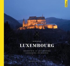 Der Bildband "Discover Luxembourg", illustriert mit Fotos von Christof Weber, zeigt die schönsten Schätze der fünf offiziellen Regionen Luxemburgs – dieses vielfältigen Landes, mitten im Herzen Europas. Die fruchtbaren Felder der Region Guttland, die Hochöfen im Land der Roten Erde, die grünen Weinberge an den Ufern der Mosel, das Geschäftsviertel Kirchberg ... Luxemburg – das ist auch ein denkbar umfangreiches Vermächtnis: Drei UNESCOWeltkulturerbestätten, Museen, beeindruckende Natur mit Wäldern, Seen und Flüssen, eine reiche Kulturszene und vielfältige Freizeitangebote, eine ausgezeichnete Gastronomie sowie erstklassige Weinanbaugebiete. Ein Füllhorn an interessanten Orten und Geschichten, die den Leser das vorliegende Werk in Wort und Bild entdecken lässt.