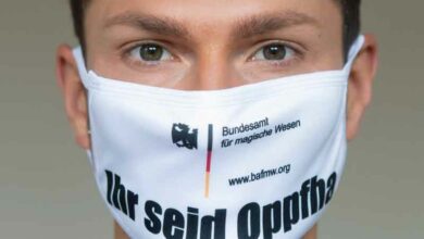 Bundeslurch-Alltags-Maske/Mund-Nasen-Schutz "Ihr seid Oppfha" mit Webadresse des BAfmW in drei verschiedenen Größen.